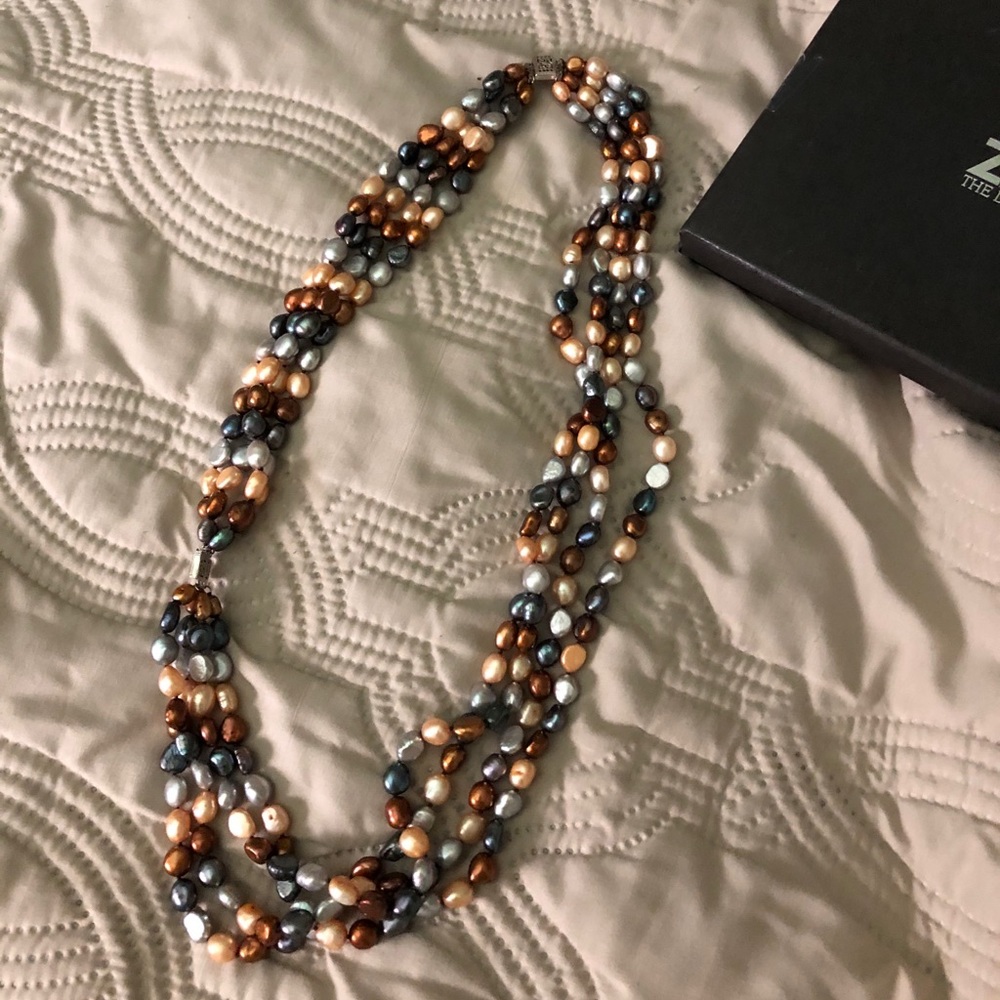 Multi-strand Colored Pearl Necklace